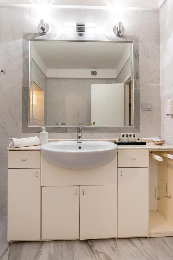 Piazza Del Popolo Mono Apartment Rome Bagian luar foto